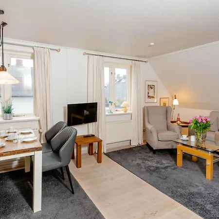 Faehnrich アパート *